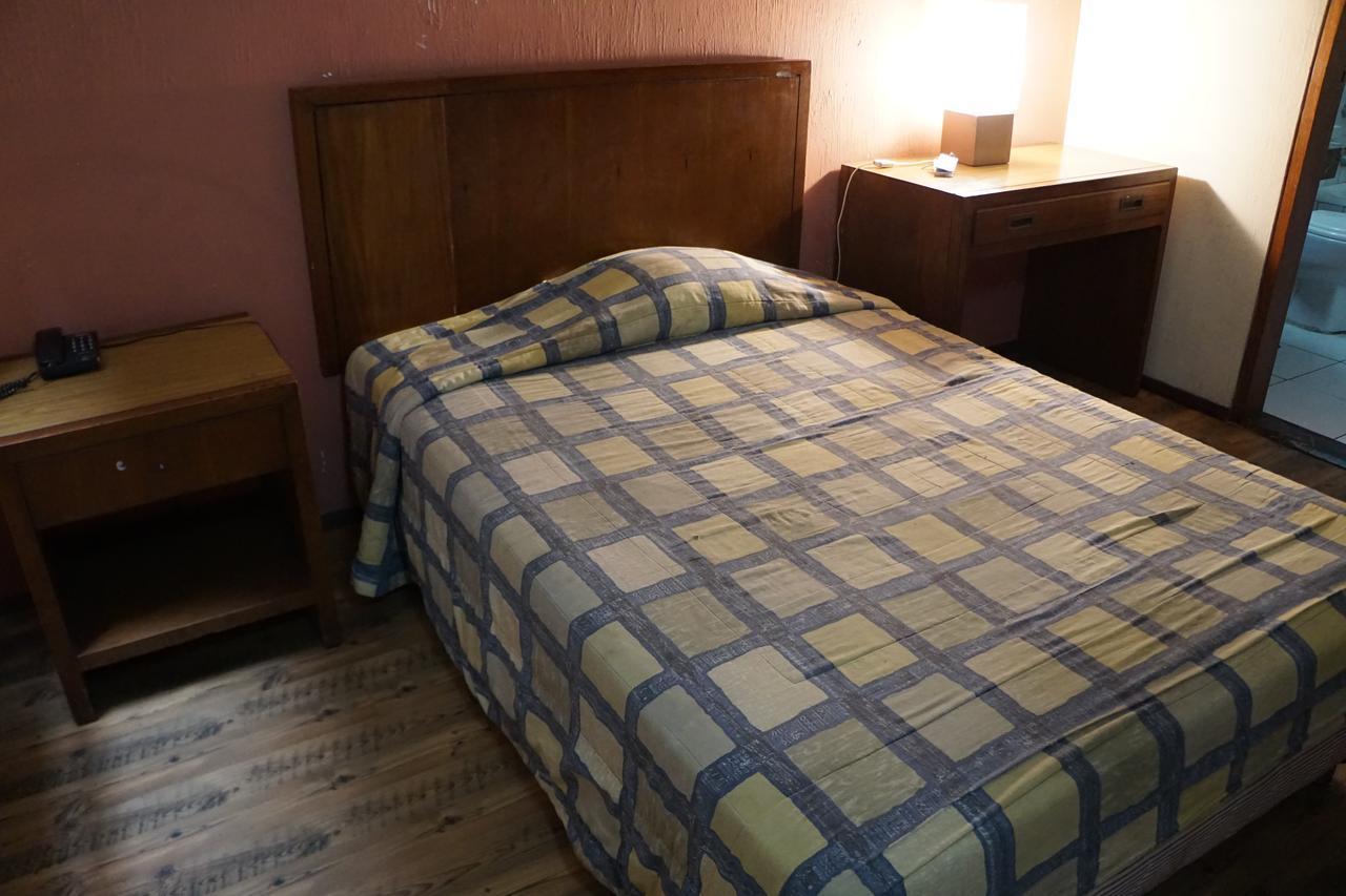Hotel El Plaza 2*